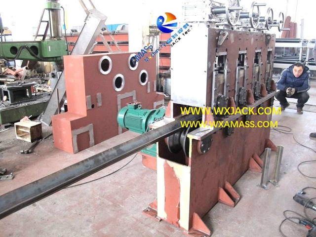 Fig4 Angle Steel Straightening Machine 15