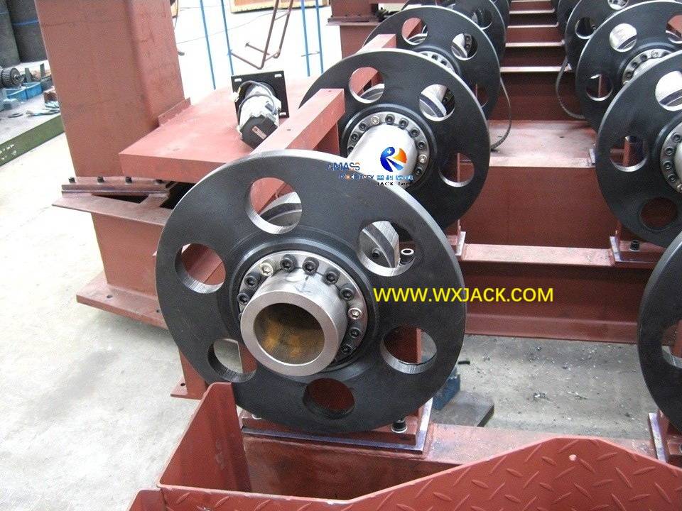 Basic Configuration Flame And Plasma CNC Pipe Cutting Machine
