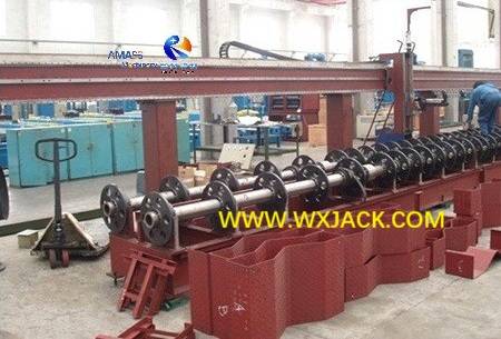 Fig1 CNC Pipe Cutting Machine 29 P1010019