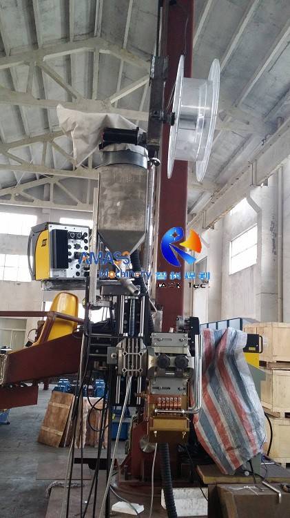 LHZ Accurate And Fast Cross Slide Welding Manipulator with Strip Cladding