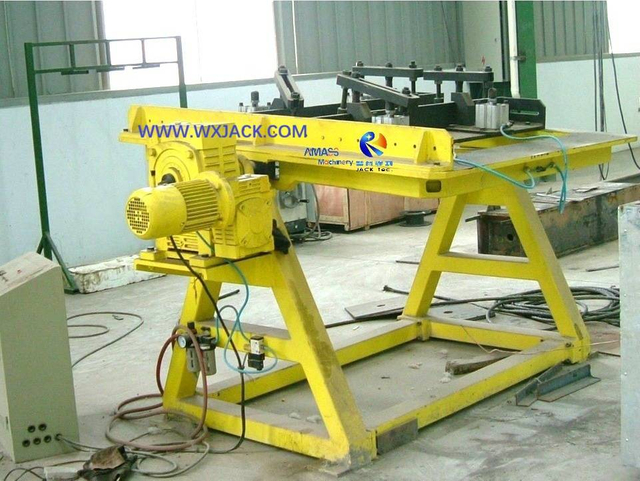 1 BOX Beam Internal Baffle Plate Assembly Machine 2