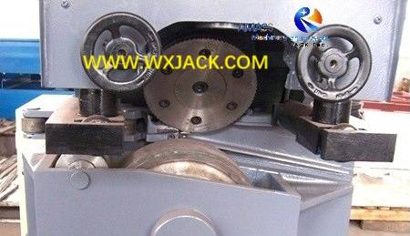 Fig4 Hobbing Cutter Chamfering Machine 7