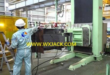 Fig1 L Structure Lifting type Welding Positioner 9 P1000207