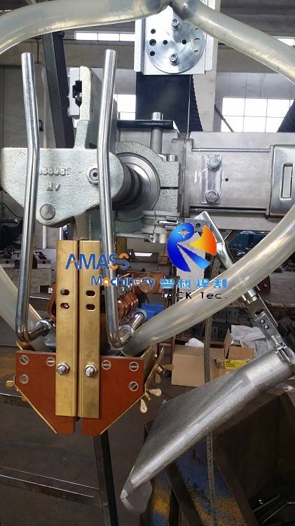 LHZ Accurate And Fast Cross Slide Welding Manipulator with Strip Cladding