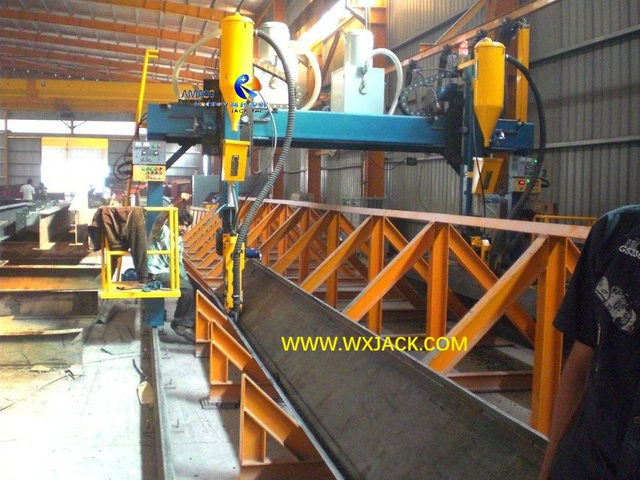 5 I H Beam Gantry SAW Welding Machine 46 CIMG1808