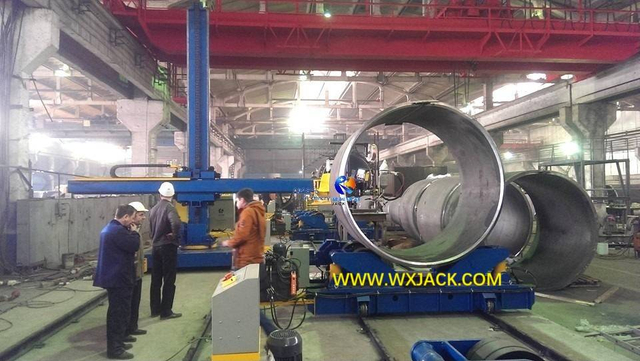 2 Column and Boom Welding Center 6 IMAG11076