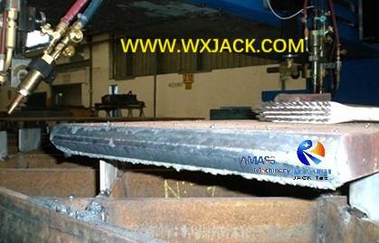 Fig4 Flame Triple Cutting Machine 12