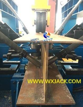Fig4 3 in 1 Vertical H Beam Welding Machine 6