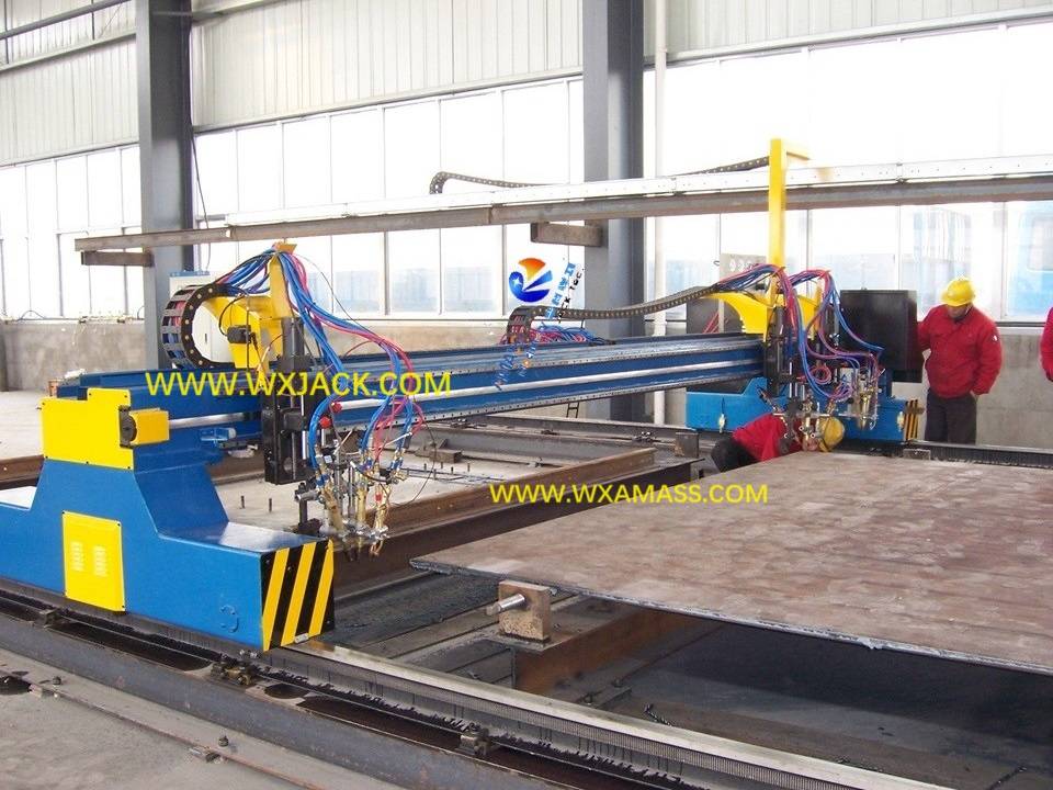 1 Triple Oxygen Fuel Flame Cutting Machine 4