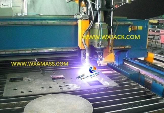 Fig3 CNC Cutting and Drilling Machine 1