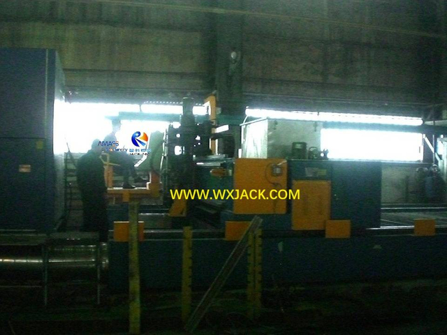 1 CNC Cutting and Drilling Machine 7 CIMG2295