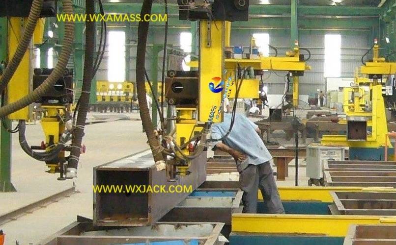 Fig5 BOX Beam Welding Machine