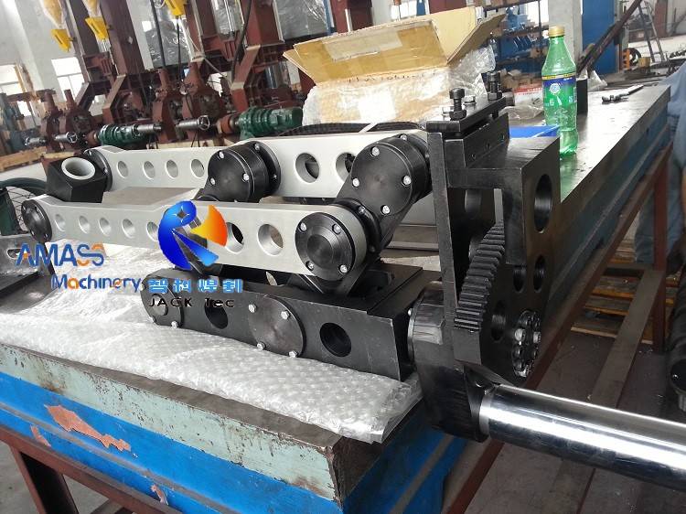 CNC Pipe Intersection Cutting Machine Wuxi JACK and AMASS