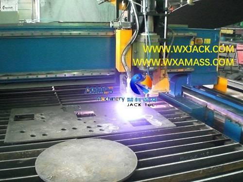 Fig8 CNC Drilling and Cutting Machine 1