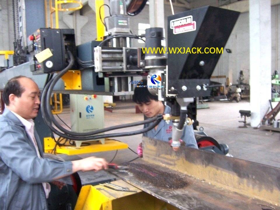 LHZ Heavy Duty Travelable Trolley Column Manual Revolve Welding Manipulator