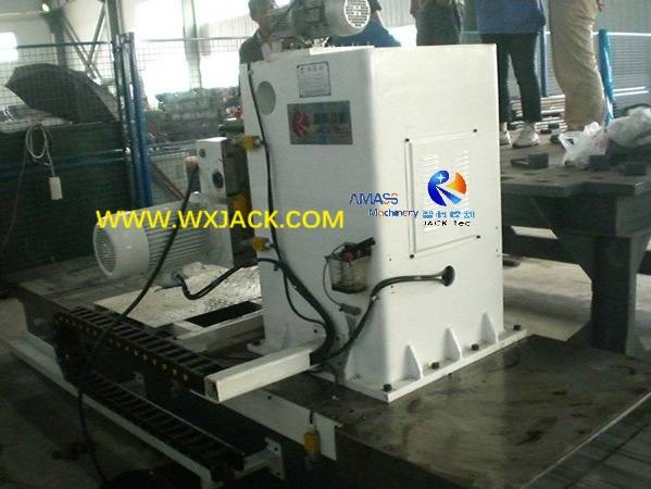 Fig2 Steel Structure H Beam End Face Milling Machine 102 CIMG2051