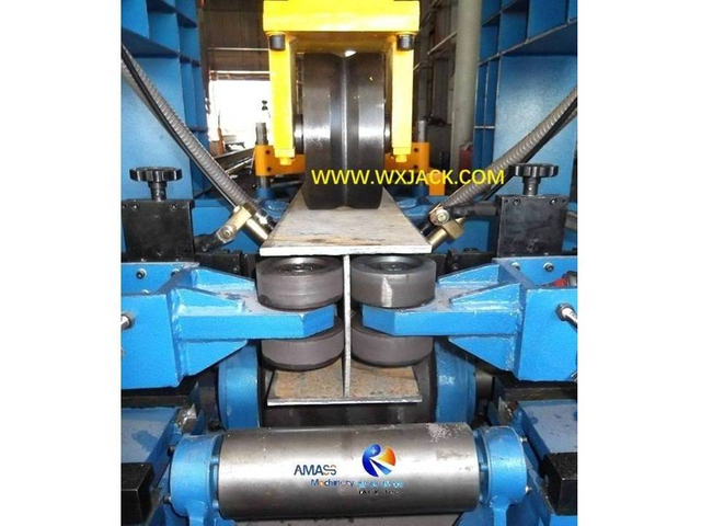3 3 in 1 Vertical H Beam Welder Machine 27