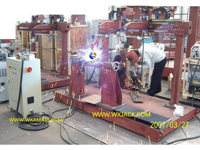 3 Cylinder Body Circumferential Welding Equipment 3