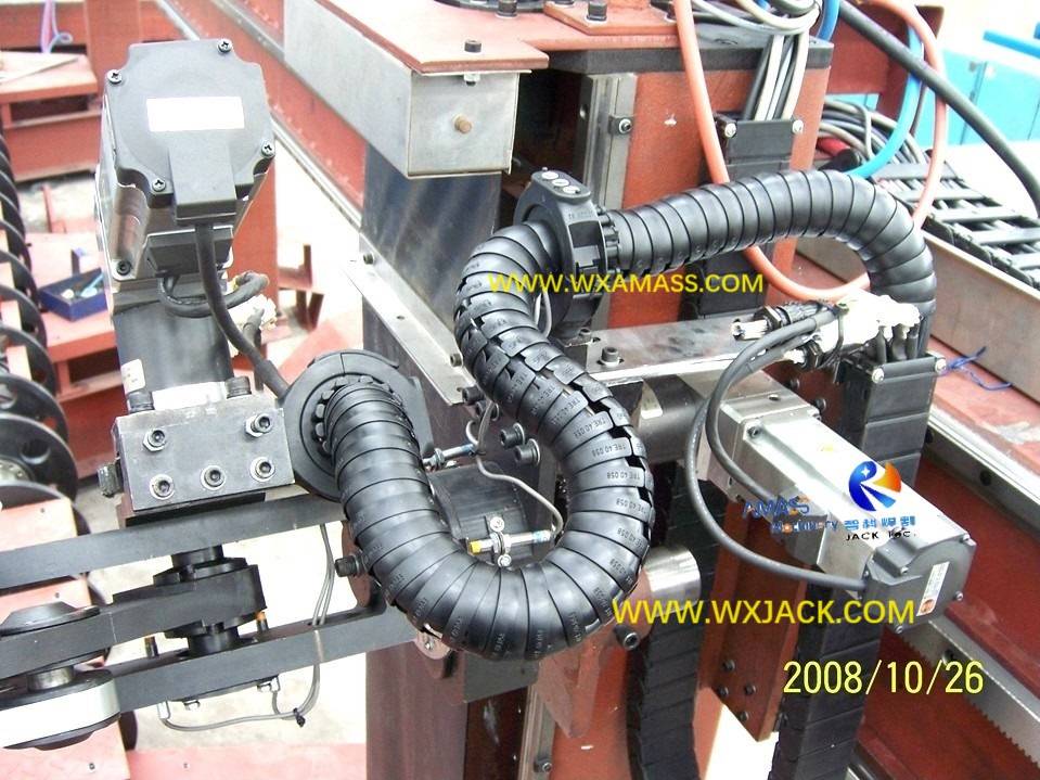 1 CNC Pipe Cutting Machine 100_4988 1