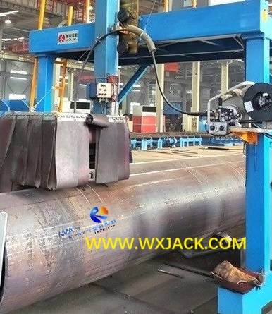 Fig3 Long Pipe Longitudinal Seam Welding Machine 8