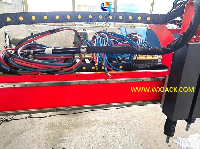 11 CNC Plasma Cutting Machine 100