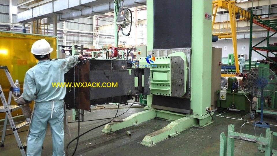 1.2Ton L Type Hydraulic Elevating And Electric Revolving Welding Positioner with Chuck