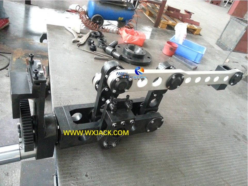 Chuck Claw Fixture Φ600mm CNC Pipe Intersection Cutting Machine