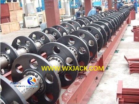 Fig5 Large CNC Pipe Cutting Machine 9 P1010031