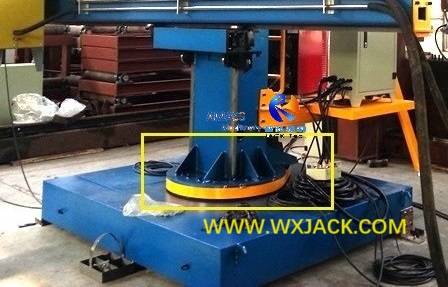 Fig1 Welding Manipulator Welding Column and Boom 2- 20130727_165246