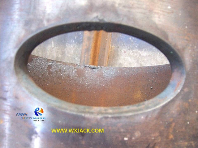 1 CNC Pipe Cutting Machine 1