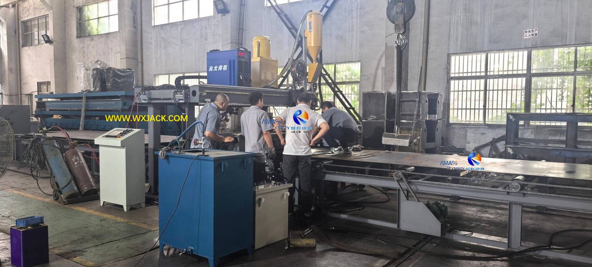 9 Steel Plate Butt Joint Welding Machine 38