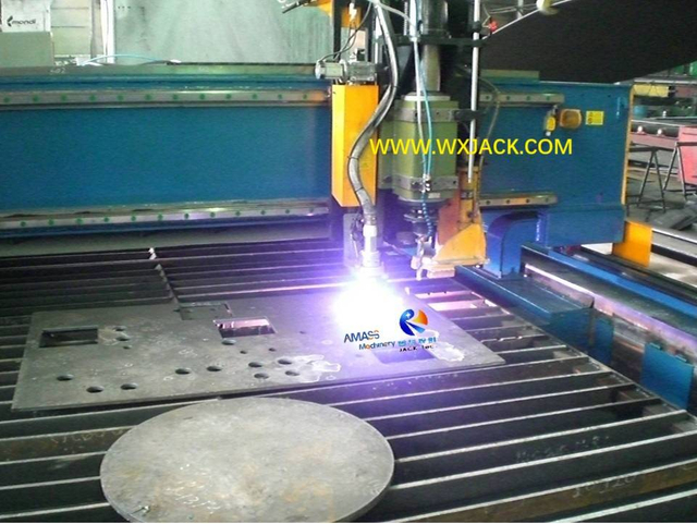 4 CNC Drilling and Cutting Machine 3