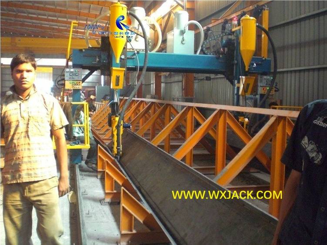 2 H Beam SAW Welding Machine 45 CIMG1807