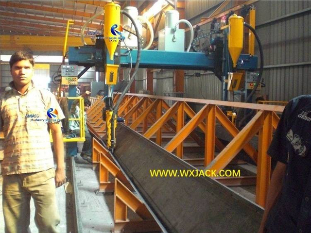 2 I H Beam Gantry SAW Welding Machine 45 CIMG1807