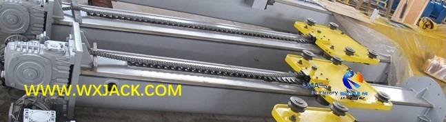 Fig5 Column and Boom Welding Manipulator 2 IMG_1392